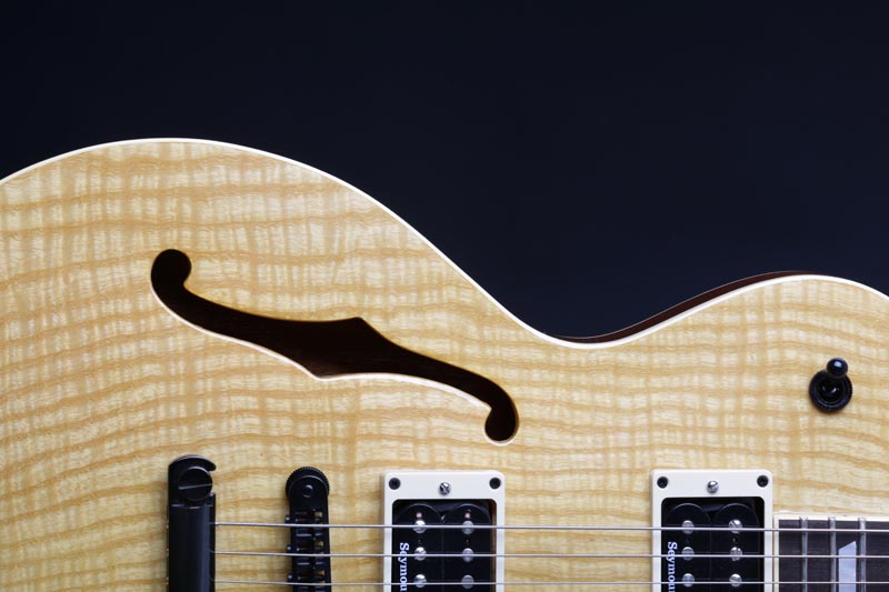 Vox shop humana guitars